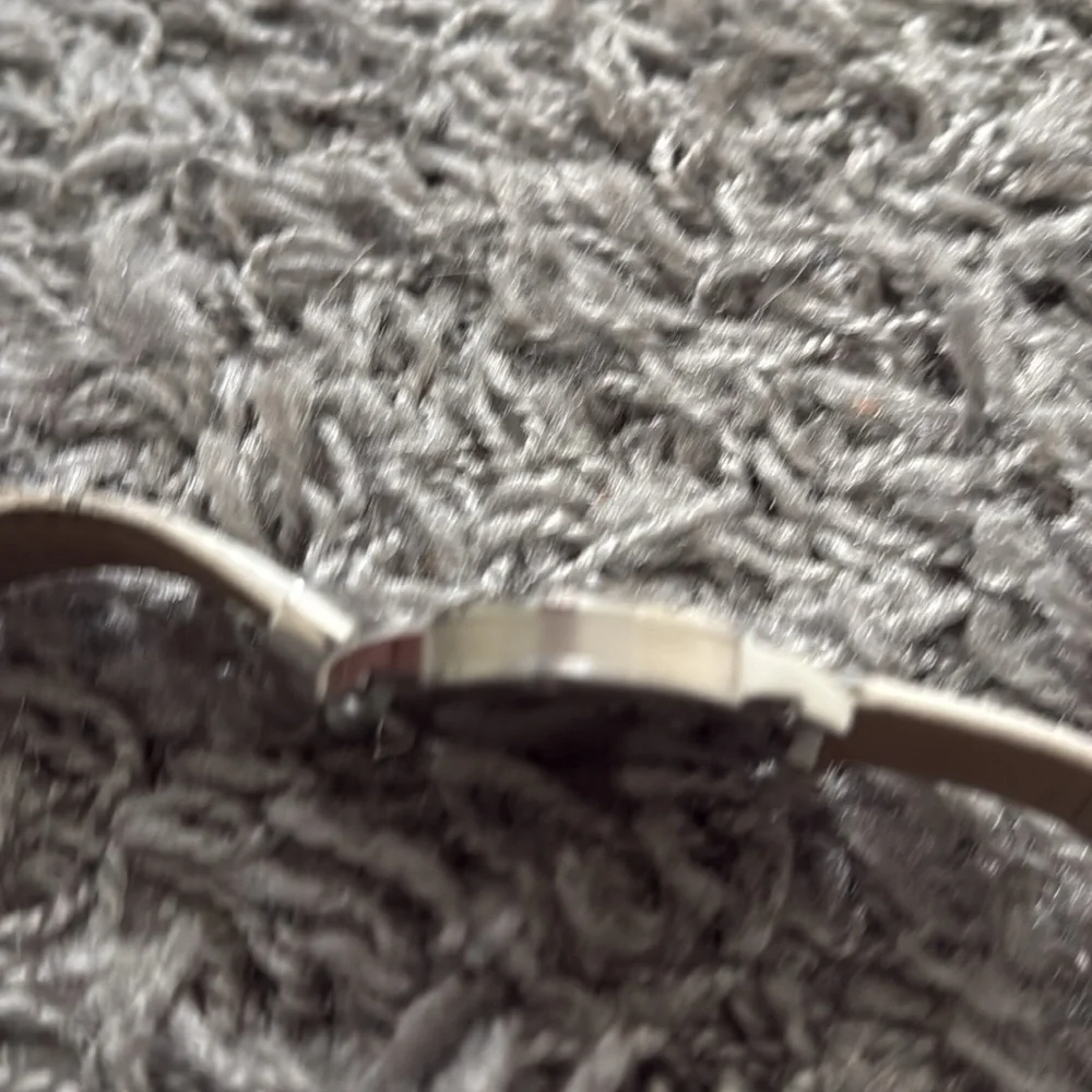 Burberry BU1380 Swiss Made 50M/165 Feet Watch Wristwatch